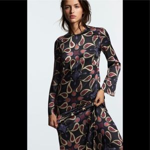 Zara Long sleeve dress